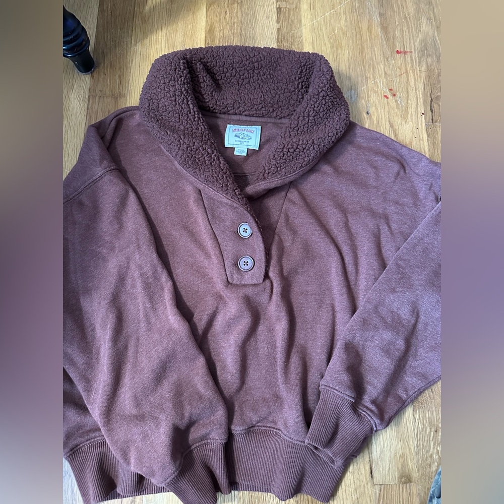 American Eagle Sweatshirt Top Size small